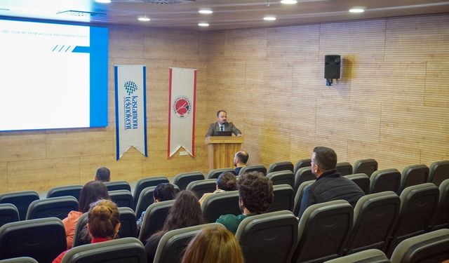 Kastamonu Üniversitesi’nde proje yazma eğitimi düzenlendi