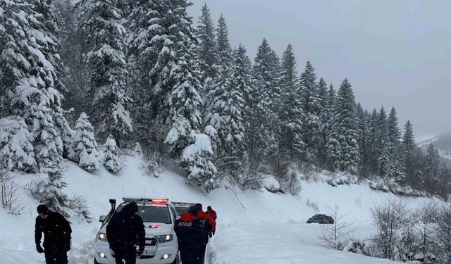 Ordu’da kar nedeniyle mahsur kalan 4 kişi kurtarıldı