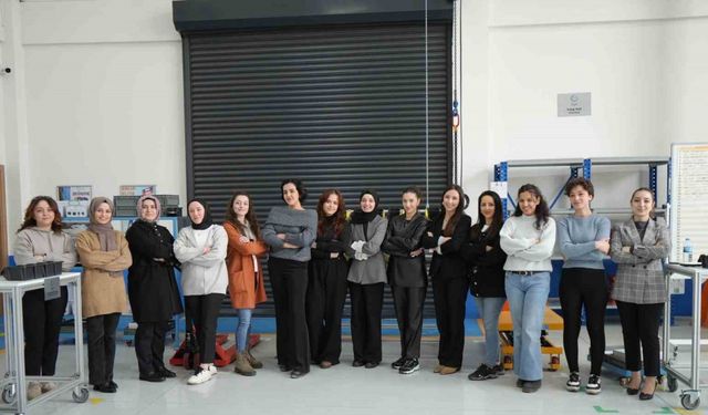 Kadın Mühendis Yetiştirme Okulu eğitime başladı