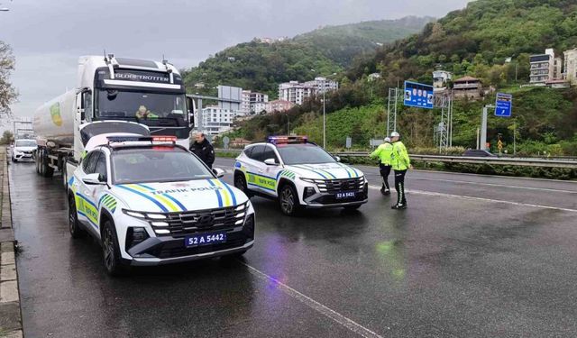 Ordu’da LNG yüklü tankerdeki ’gaz sızıntısı’ ihbarı ekipleri harekete geçirdi