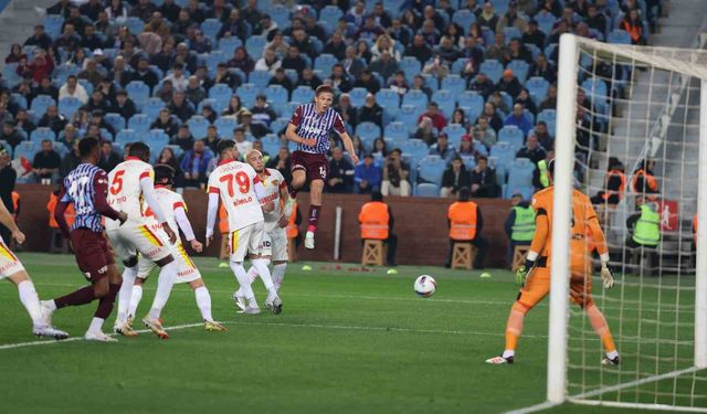 Ziraat Türkiye Kupası: Trabzonspor: 0 - Göztepe: 0 (İlk yarı)