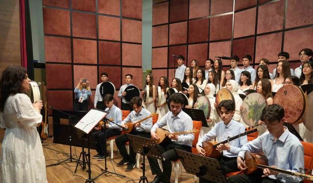 Çanakkale Savaşı döneminde mezun veremeyen Anadolu’nun ilk lisesi, 140’ıncı yılını kutluyor
