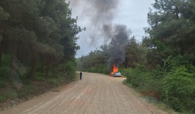 Motor kısmında çıkan yangın aracı kullanılamaz hale getirdi