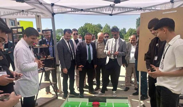 Nuran-Celal Gülşen MTAL’de Gençlik Haftası ve okul sergisi düzenlendi