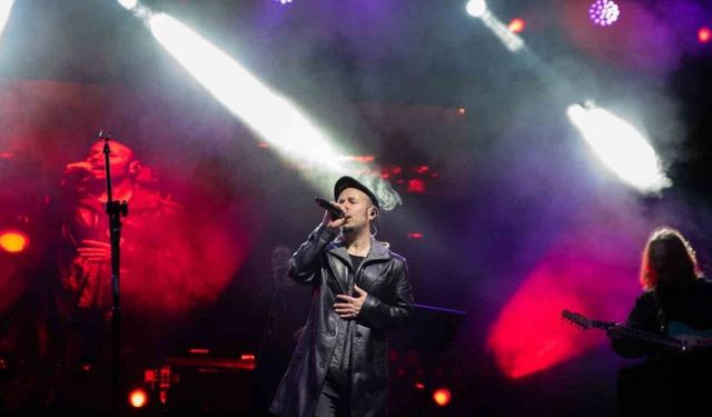 OMÜ’nün 50. yılında Emre Aydın konseri