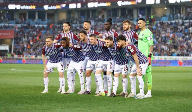 Trendyol Süper Lig: Trabzonspor: 0 - Galatasaray: 0 (İlk yarı)