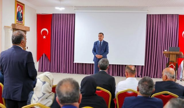 Bayburt’ta ’2024-2025 Eğitim Öğretim Yılı Değerlendirme Toplantısı’ yapıldı
