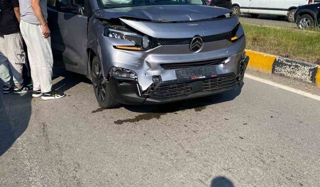 Kavşakta zincirleme kaza : 1 yaralı