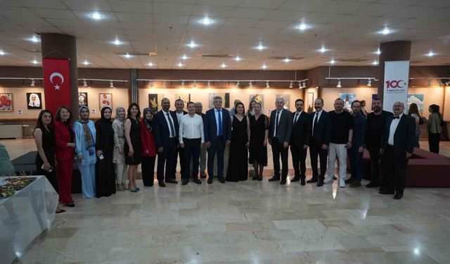 Lisede görev yapan 21 öğretmenden resim sergisi