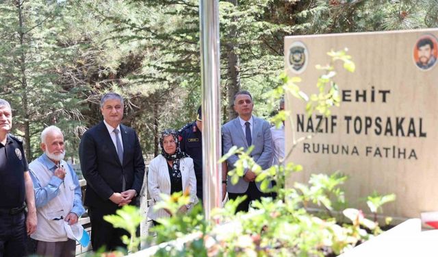 Şehit polis memuru Topsakal kabri başında dualarla anıldı
