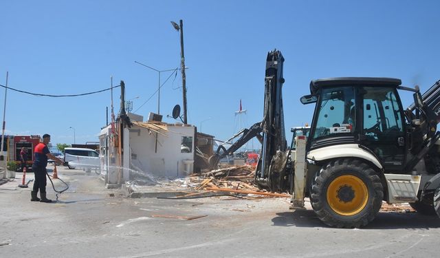 Sinop’ta mevzuata aykırı 5 kulübe yerinden kaldırıldı