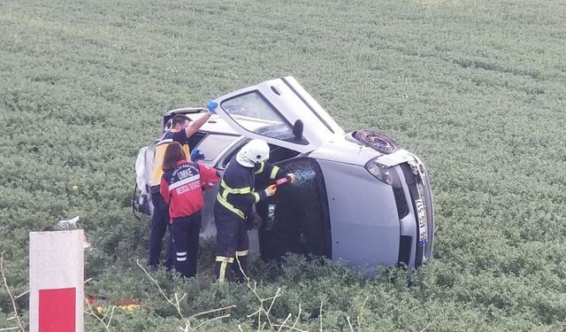 Takla atan otomobil hurdaya döndü: 1 yaralı