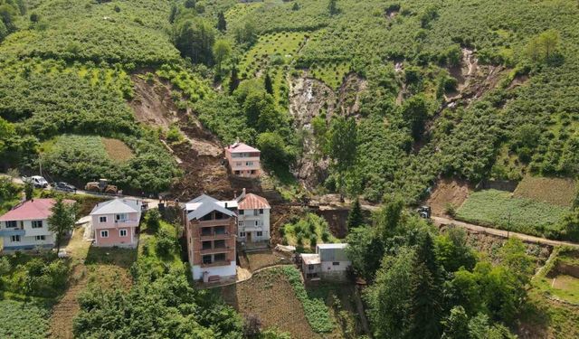 Trabzon’da heyelan: 5 ev tehlike altında