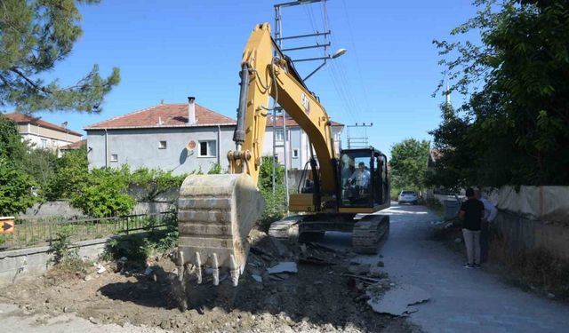 Türkeli’de 2. etap sıcak asfalt çalışmaları başladı