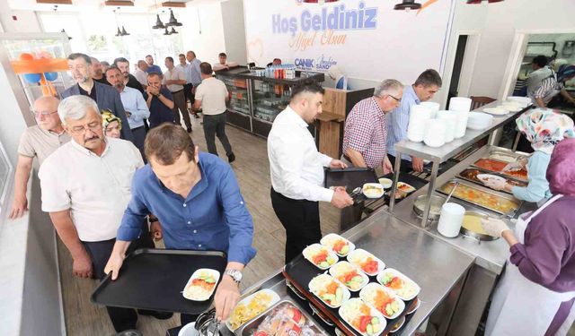 Başkan Sandıkçı: "Can Soframız’a ilgi yoğun"