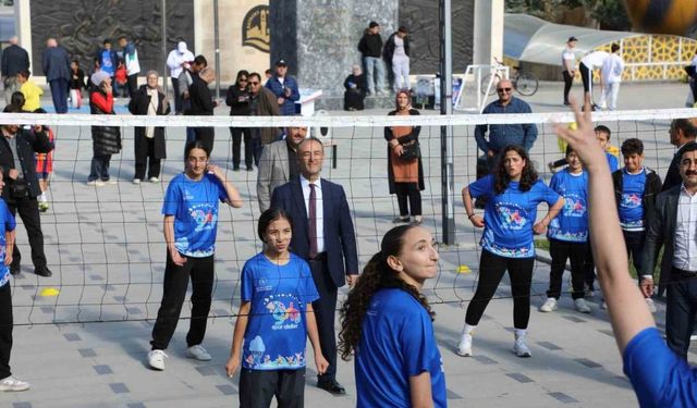 Bayburt’ta Yaz Spor Okulları’nın açılışı yapıldı
