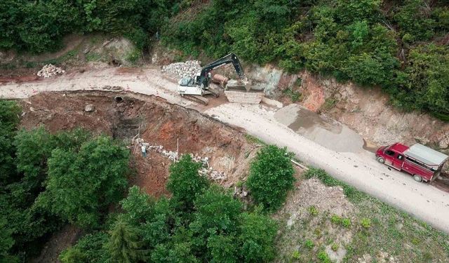 Giresun İl Özel İdaresi’nden 379 köy yoluna yatırım