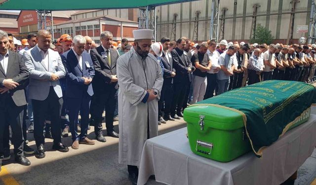 Oksijen tankı patlamasında ölen işçi son yolculuğuna uğurlandı