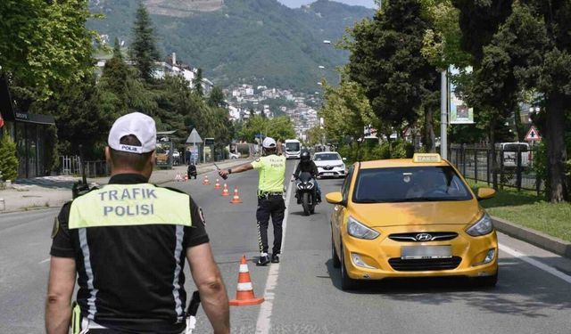Ordu’da bir haftada 15 binden fazla araç ve sürücüsü denetledi