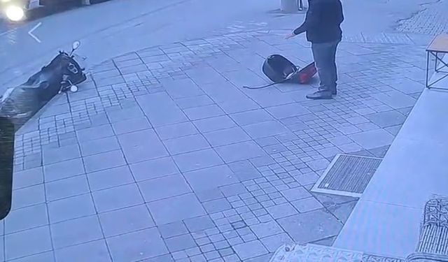 Tırdan fırlayan lastik az kalsın dehşet saçıyordu
