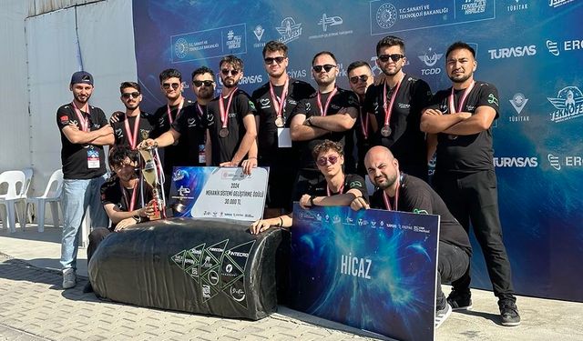 KBÜ’nün hyperloop takımları TEKNOFEST 2025 finalinde