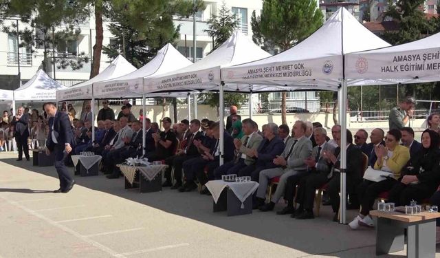 Amasya’da öğrencilere kötü örnek olan tören krizi: Başkan eleştirdi, vali cevap verdi