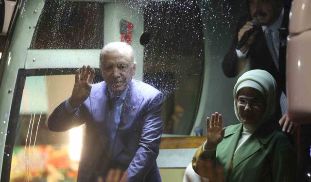 Cumhurbaşkanı Erdoğan, Rize’de: "Heyelan bölgelerini gezip görme imkanımız olacak"