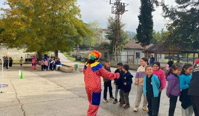 Gençler köy okullarına sevgi, enerji ve üretkenlik taşıdı