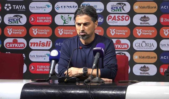 İlhan Palut: "Oyuncularım mücadelelerinin karşılığını alamadıkları için daha çok üzülüyorum"