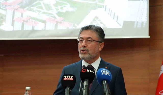 Tarım ve Orman Bakanı Yumaklı: "Teknolojiyi bir kalkan olarak kullanmak zorundayız"
