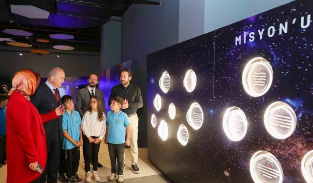 Türkiye’nin uzay yolculuğu anlatılıyor