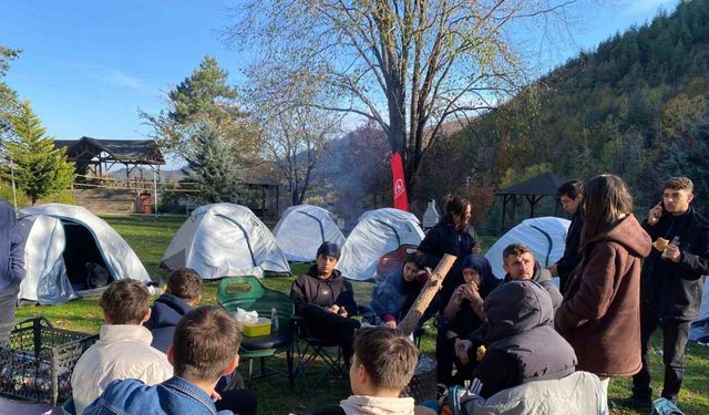Gönüllü gençler Samandere’de bir araya geldi
