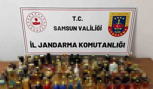 Jandarma 320 adet gümrük kaçağı parfüm ele geçirdi