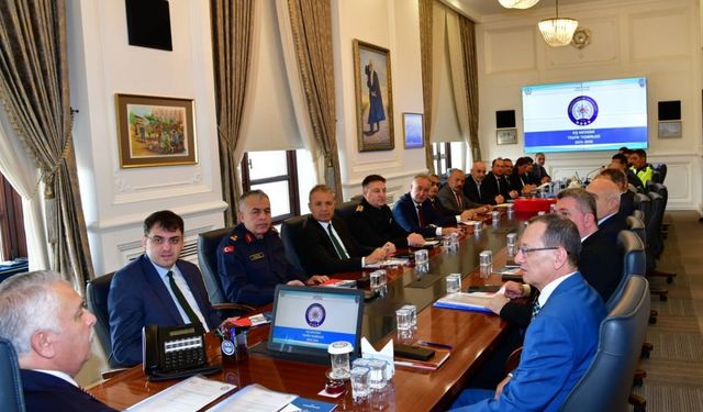 Kış mevsimi öncesi trafik tedbirleri ve koordinasyonu konuşuldu