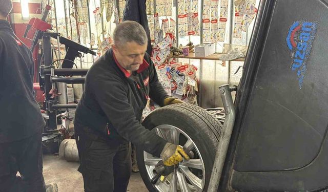 Lastikçilerde son gün yoğunluğu