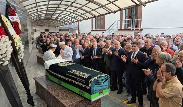 Şahin, son yolculuğuna uğurlandı