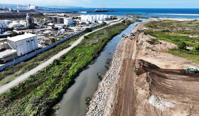 Samsun Yeni OSB’de drenaj tamamlandı, taş nakliyesi sürüyor