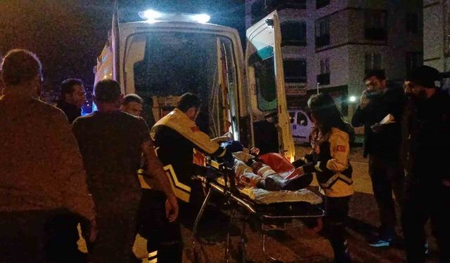 Silahla yaralanan genç, bina boşluğuna kaçarak canını zor kurtardı