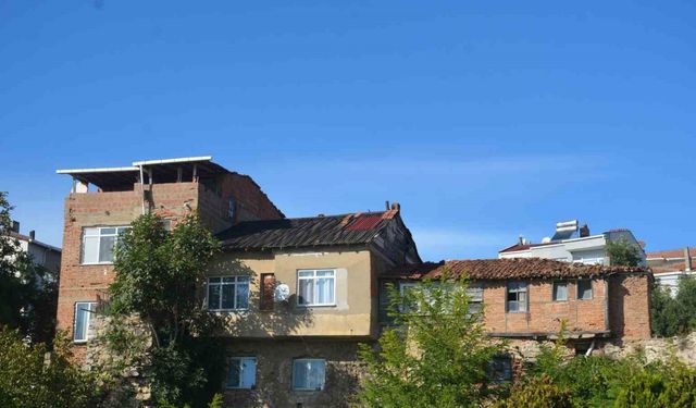 Sinop Kalesi, kalekondulardan kurtuluyor