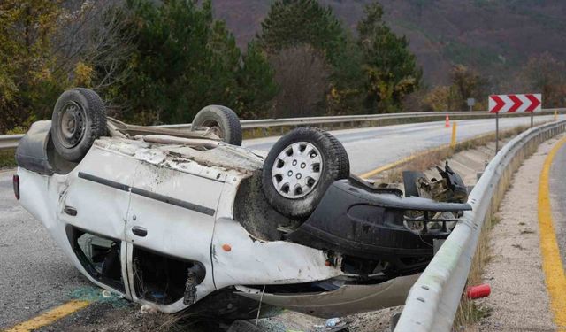 Takla atan otomobil alev aldı: 2 yaralı