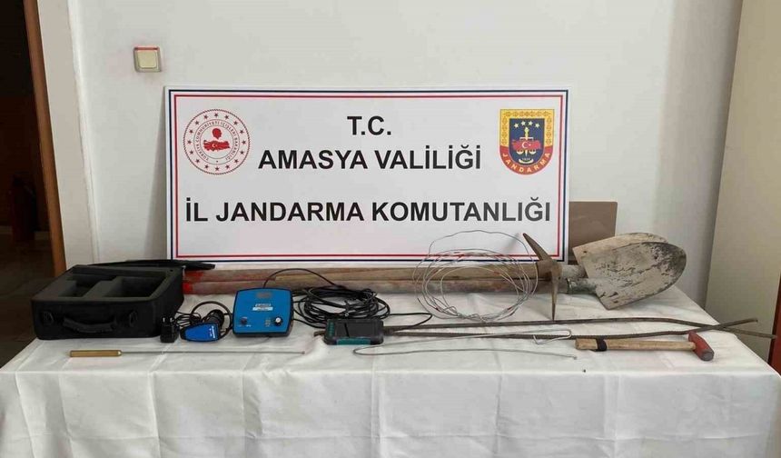 Amasya’da kaçak kazı operasyonu: 11 gözaltı