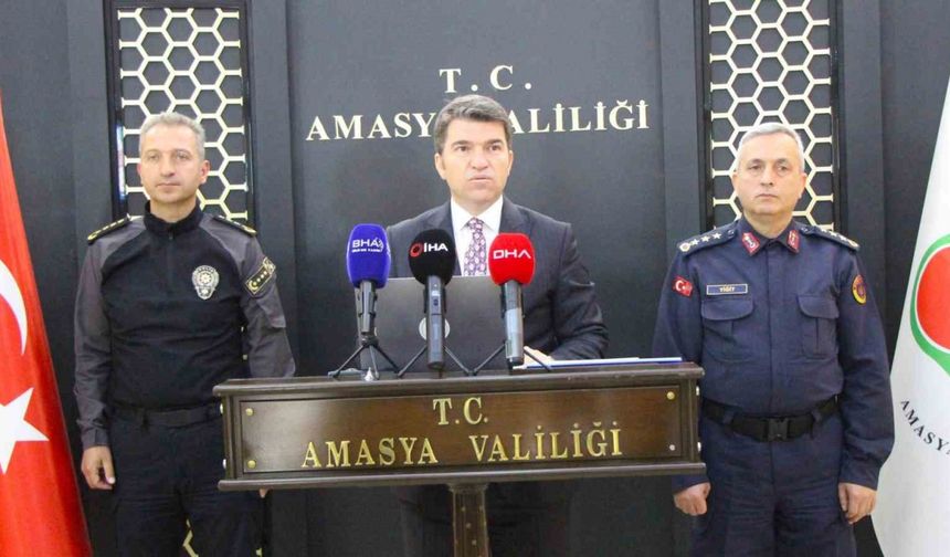 Amasya Valisi, çocukları ücretsiz kursa davet etti: "Yüzme bilmeyen kalmasın"