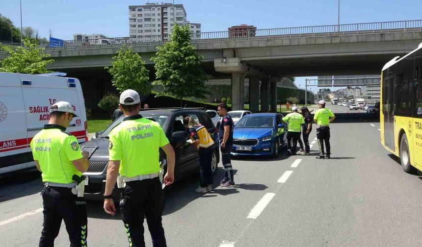 Trabzon’da ‘Fermuar sistemiyle yaşama yol ver’ etkinliği