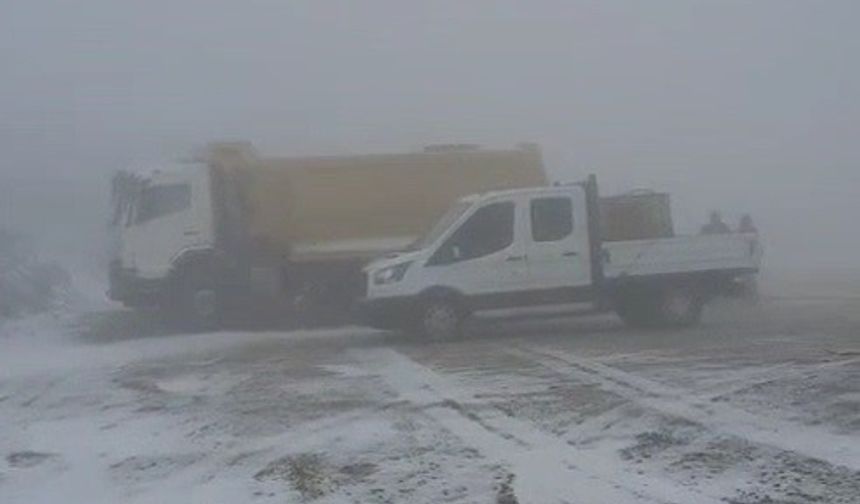 Bayburt’un Soğanlı Dağı’nda tipi ve fırtına etkili oluyor