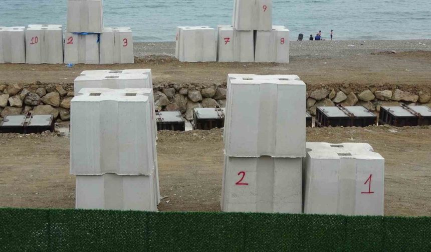 Dev dalgalardan korumak için devasa betonlar kullanılacak