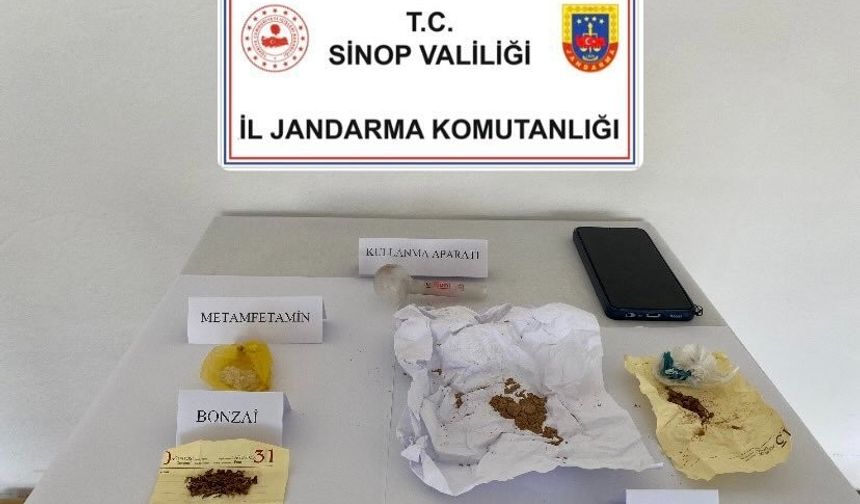 Sinop’ta yolcu otobüsünde uyuşturucu ele geçirildi