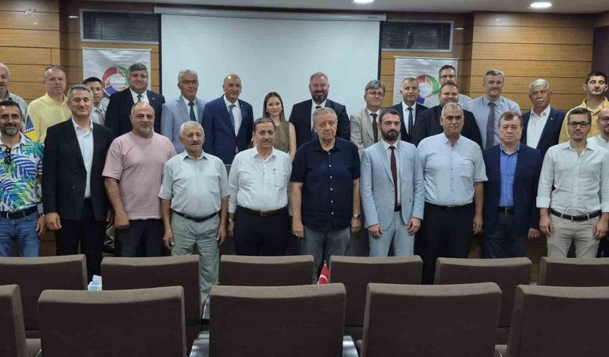 Srebrenitsa Soykırımı’nda hayatını kaybedenler Türkiye’de "Bosna Milli Marşı" ile anıldı