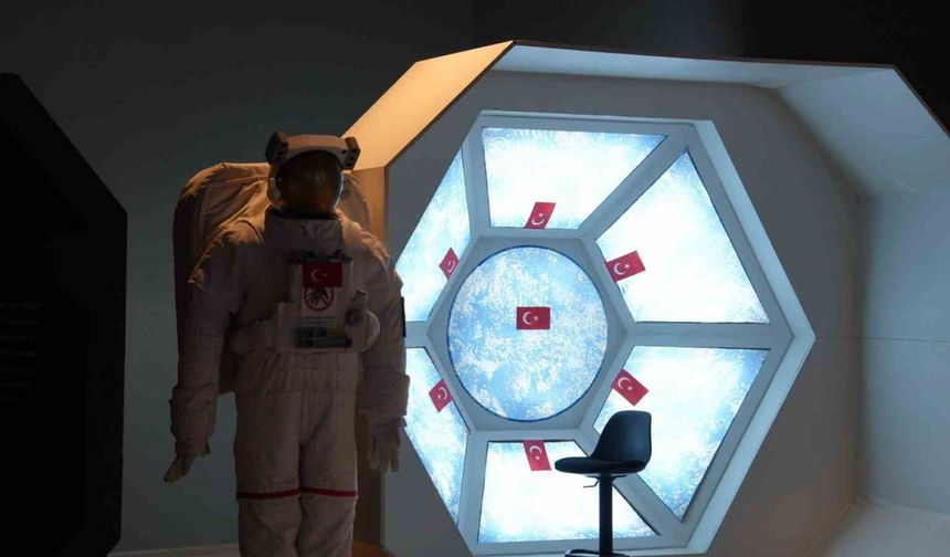 Düzce Bilim Merkezi’nde Türkiye’nin uzay yolculuğu