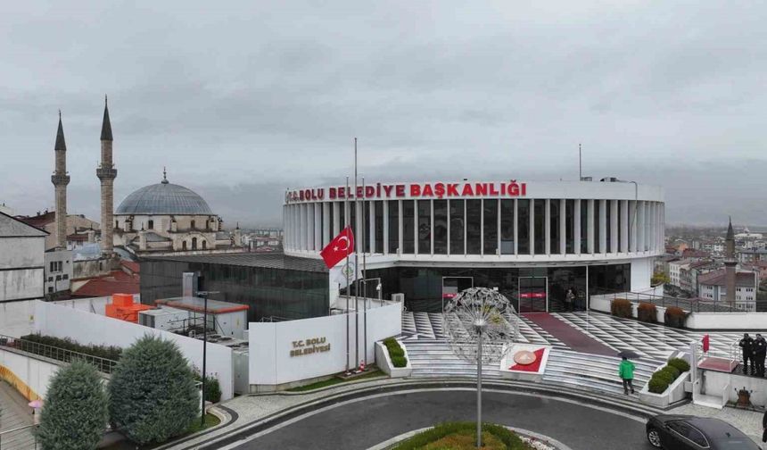 Tanju Özcan: "Bolu’da 3 gün boyunca tüm eğlence etkinlikleri iptal edildi"