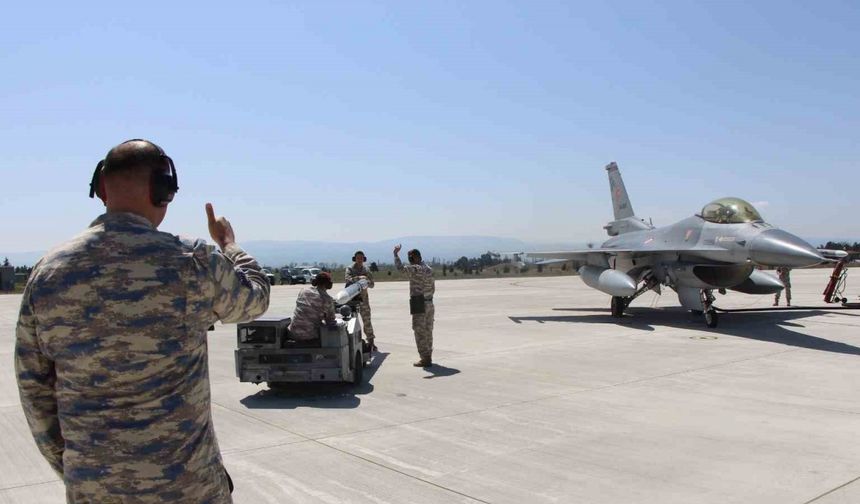 Uçak kazasında Merzifon 5. Ana Jet Üssü "10 şehit" verdi